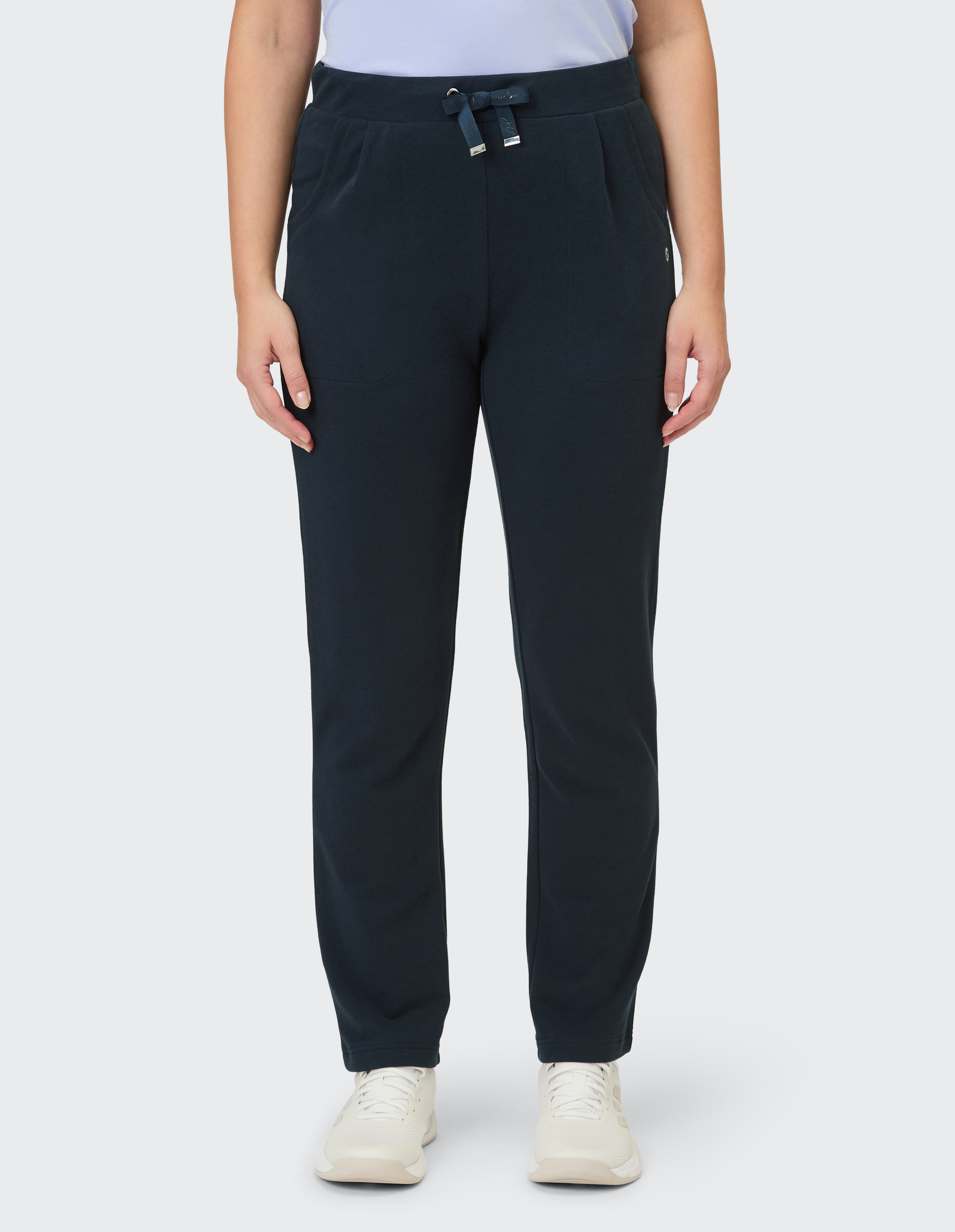 Dunkelblaue Hose mit Kordelzug und Silber-Akzenten.