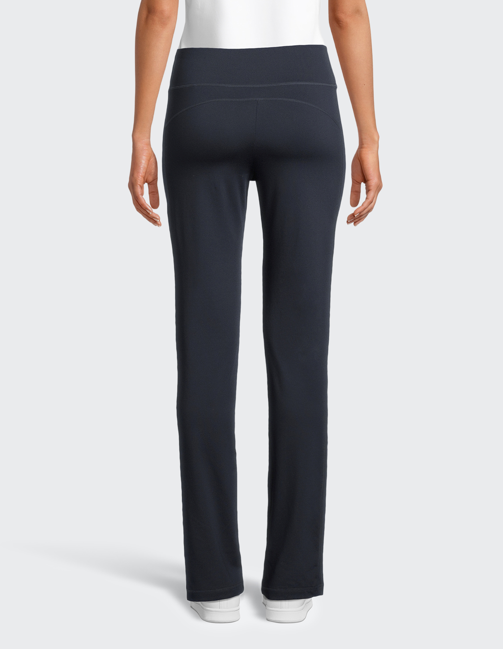 Schwarze, taillenhohe Yogahose mit weitem Bein und dehnbarem Material, ideal für Komfort und Bewegungsfreiheit beim Sport.